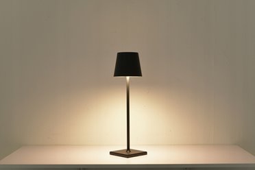 Lampka biurkowa LED Sorba 3W czarna z akumulatorem